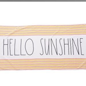 NWT!”Hello Sunshine”☀️ Rae Dunn Beach 🏖 Towel!